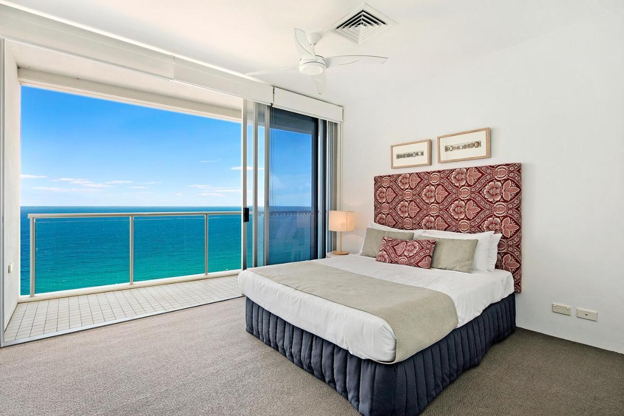 Ultiqa Air On Broadbeach Gold Coast Exterior photo