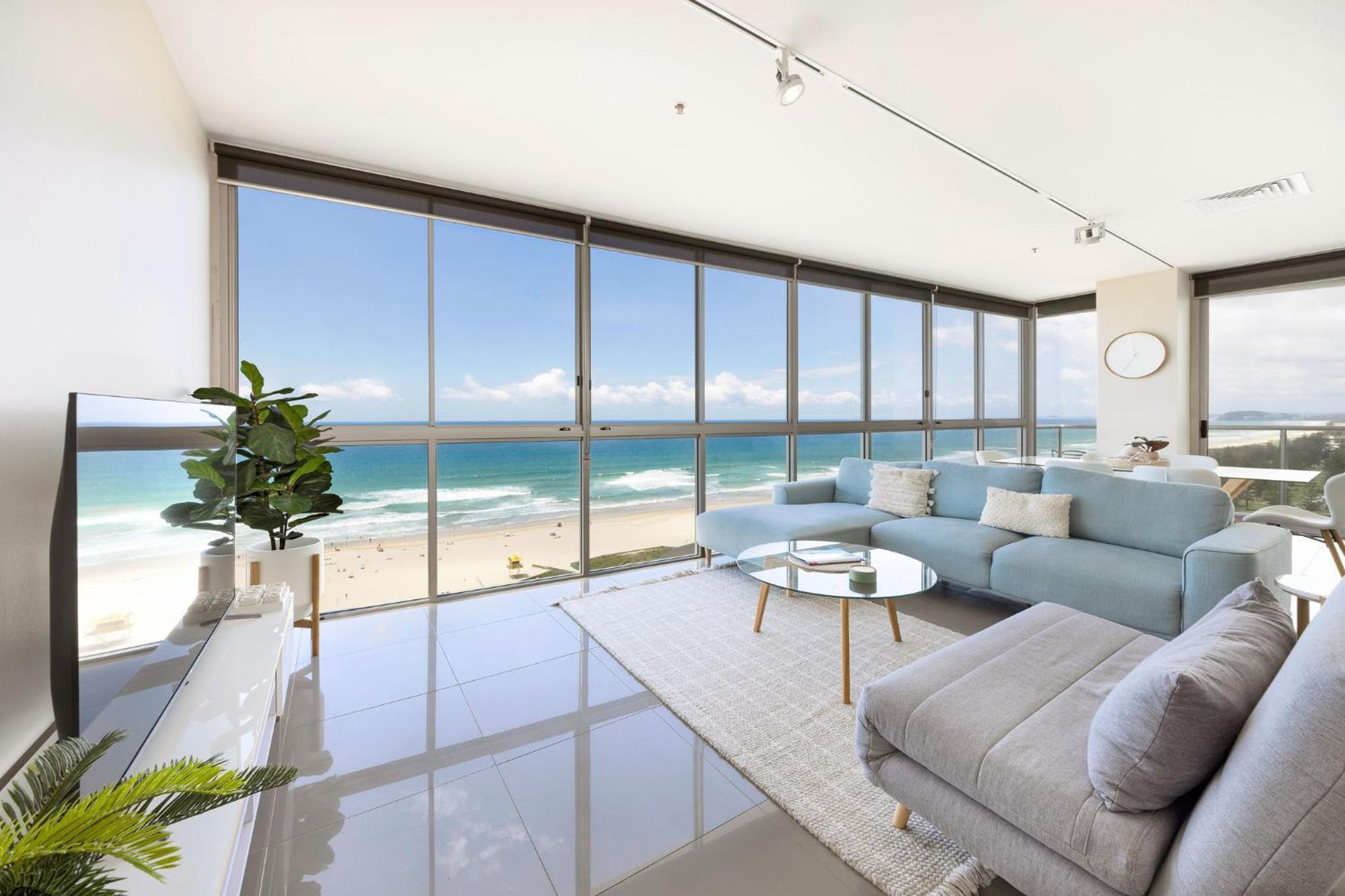 Ultiqa Air On Broadbeach Gold Coast Exterior photo