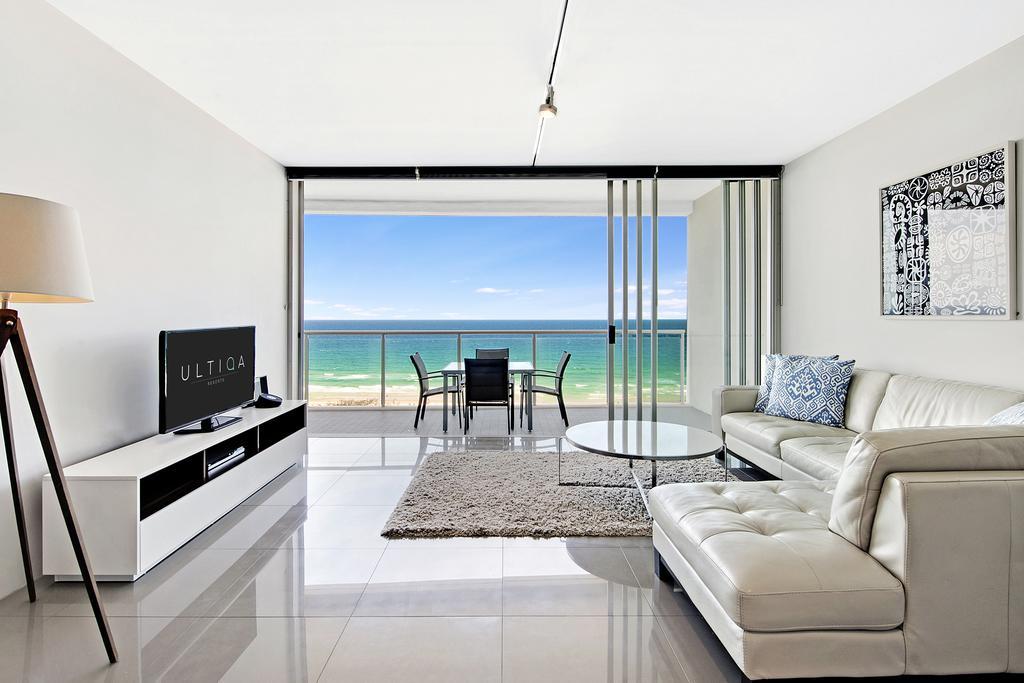 Ultiqa Air On Broadbeach Gold Coast Exterior photo