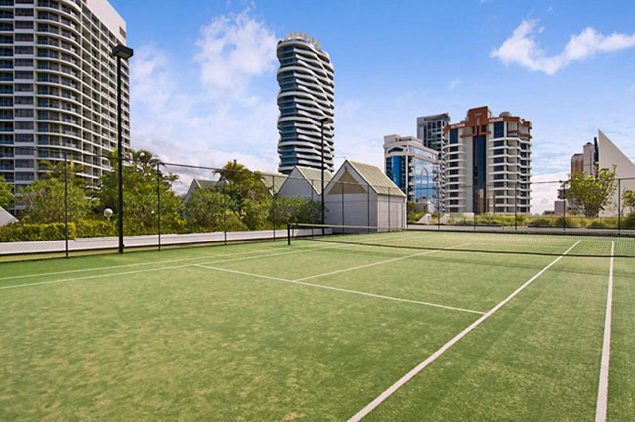 Ultiqa Air On Broadbeach Gold Coast Exterior photo